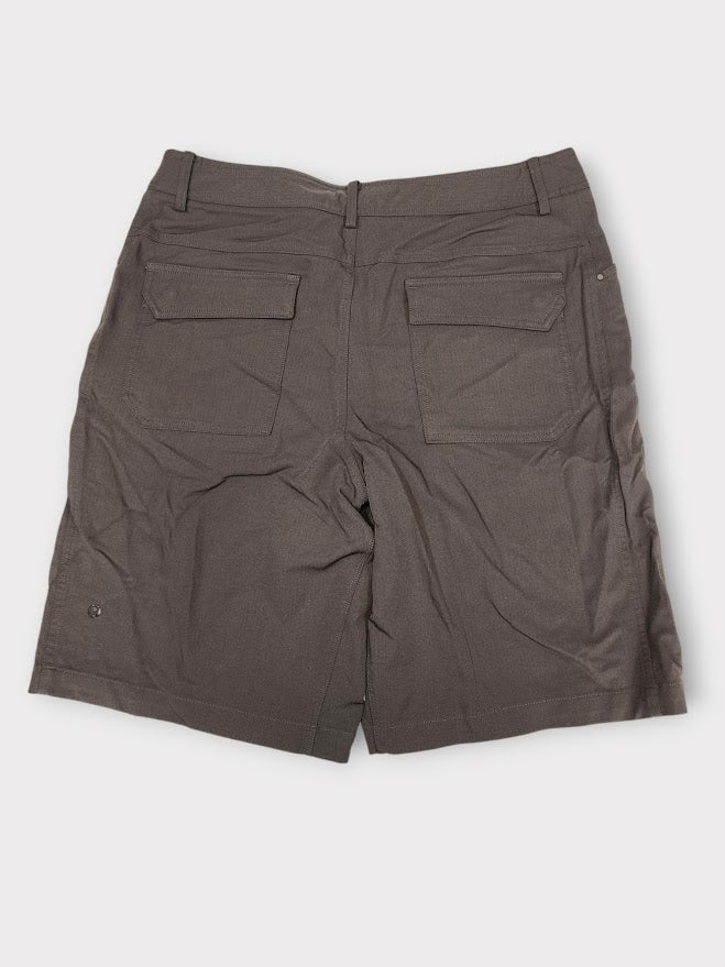 Medium (36)  – Men’s Lululemon Shorts