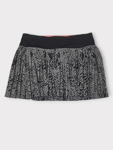 Size 4 - Lululemon Pleat To Street Skirt II