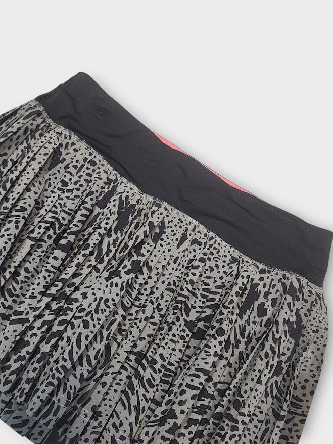 Size 4 - Lululemon Pleat To Street Skirt II