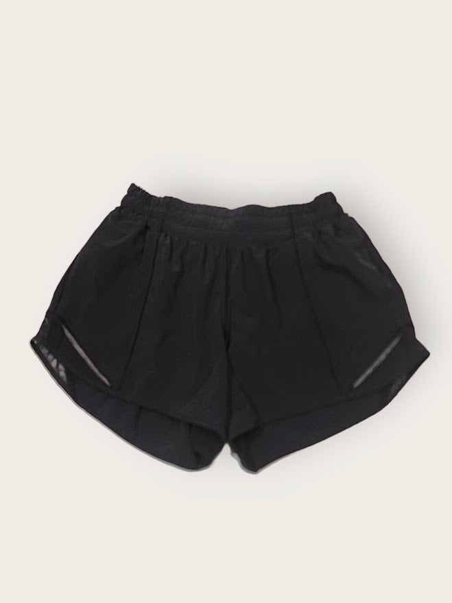 Size 4 - Lululemon Hotty Hot Short II *Long 4*