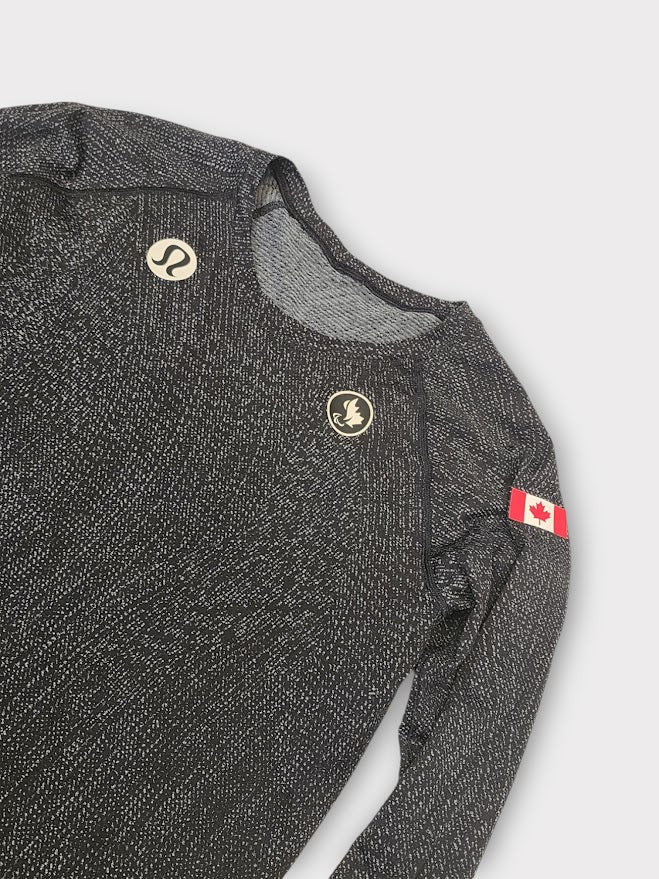 Size 10 - Swiftly Tech Long Sleeve Crew  - Team Canada