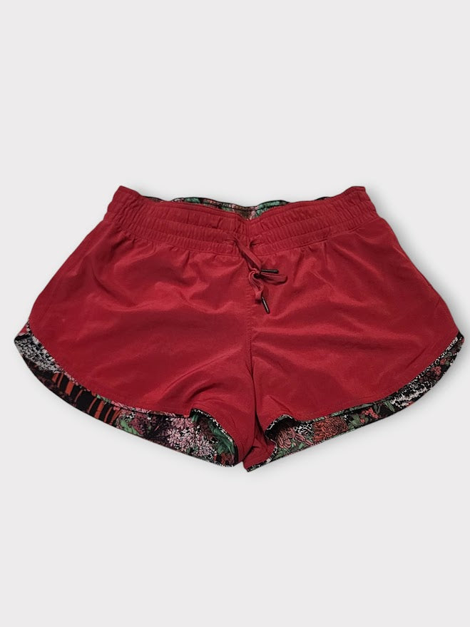 Size 8 - Lululemon Choose A Side Short *3