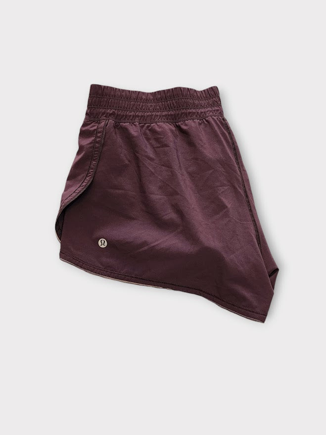 Size 10 - Lululemon Seek The Heat Short II (2.5*)