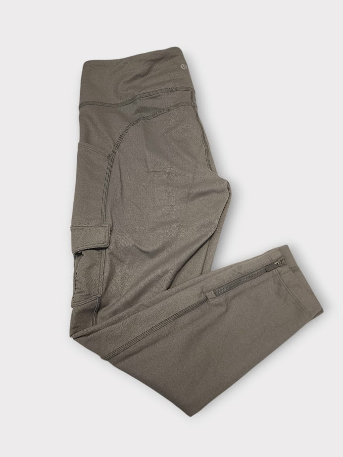 Size 10 - Lululemon Scenic Route 7/8 Tight *25"