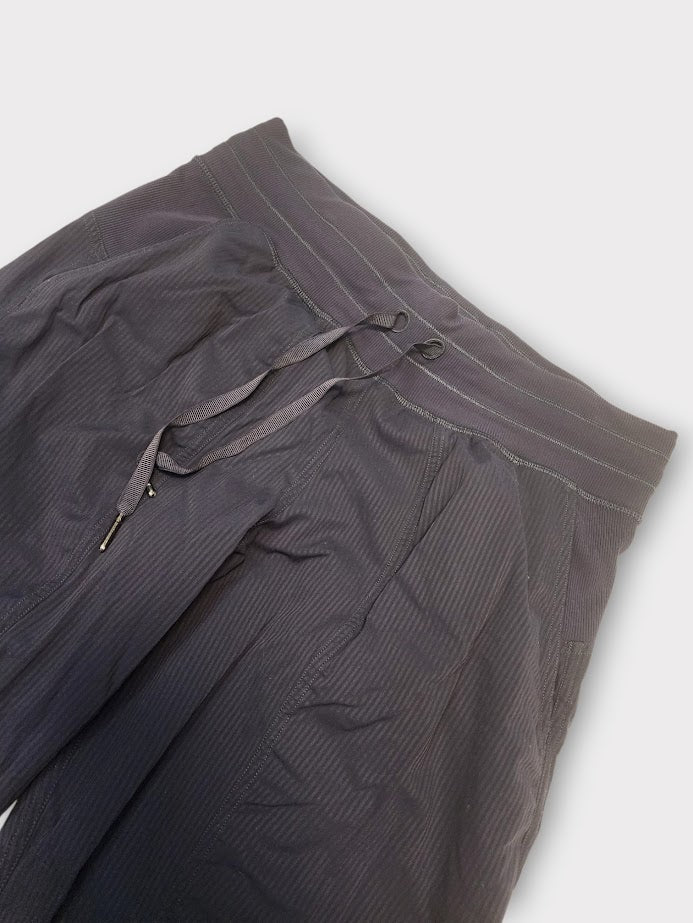 Size 6 - Lululemon Dance Studio Jogger *29"