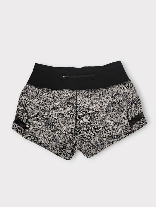 Size 6 - Lululemon Pace Perfect Short (3")