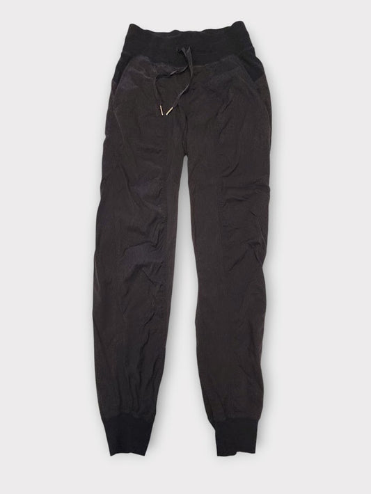 Size 2 - Lululemon Dance Studio Mid-Rise Jogger