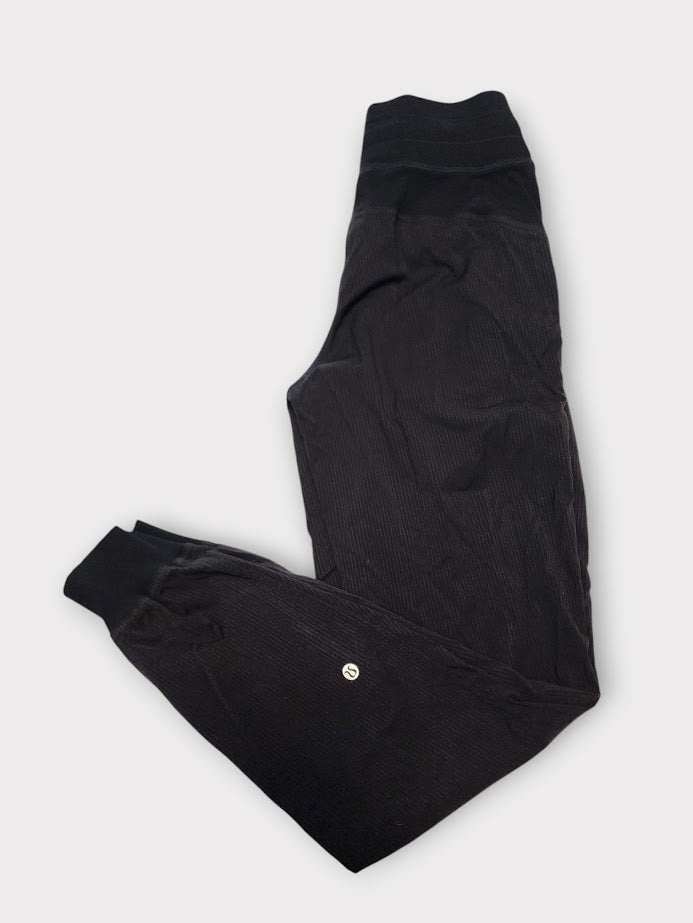 Size 2 - Lululemon Dance Studio Mid-Rise Jogger