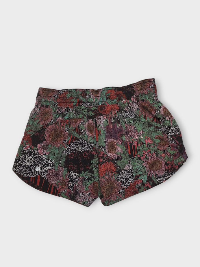 Size 10 - Lululemon Choose A Side Short *3"