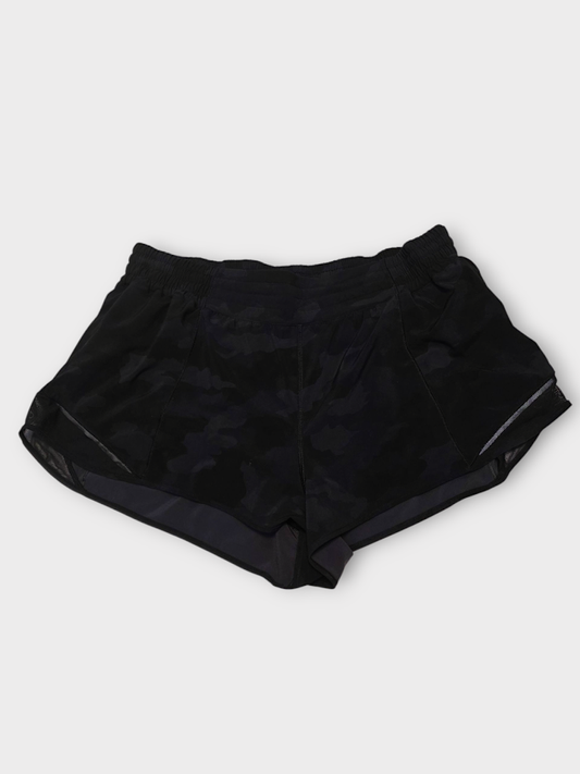 Size 16 - Lululemon Hotty Hot Short *High-Rise 2.5"