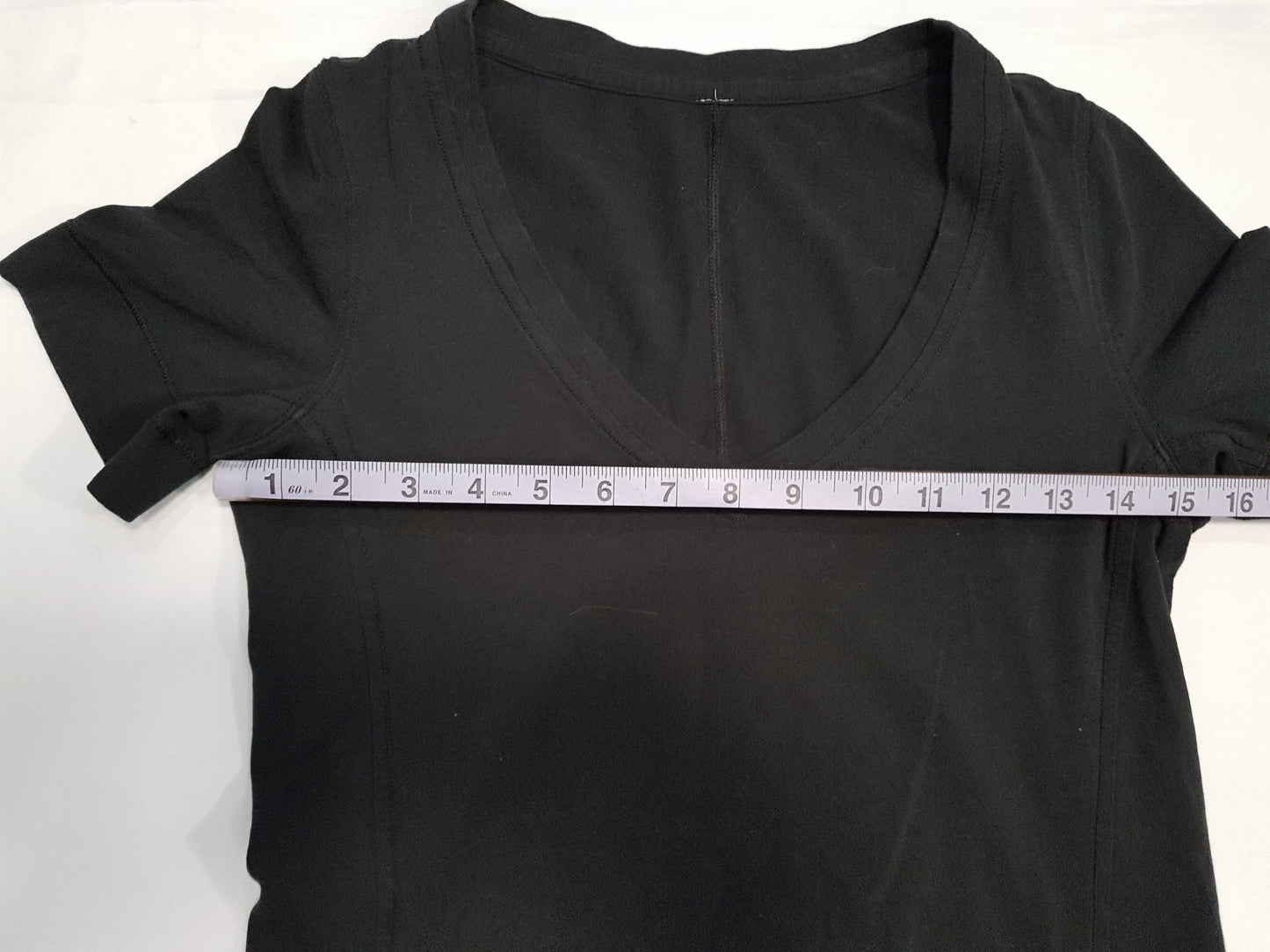 Size 4 - Lululemon Love Tee III Black