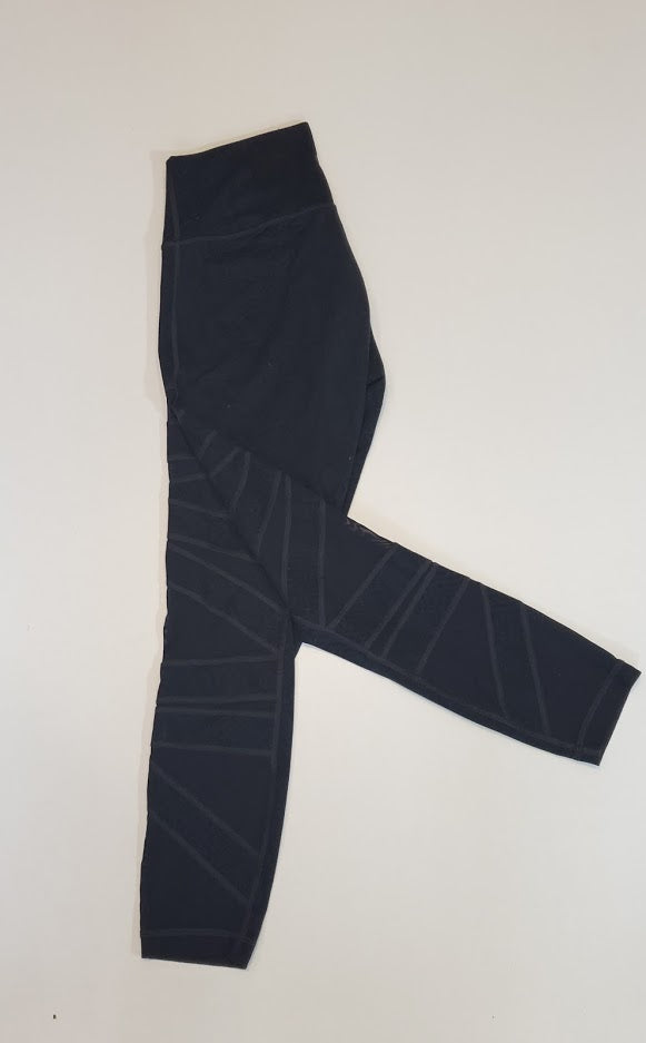 Size 6 - Lululemon High Times Pant *Tech Mesh