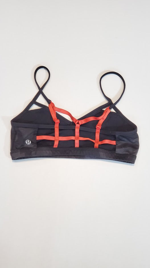 Size 6 - Lululemon bra