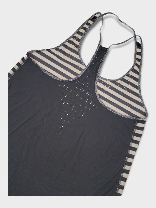 Size 6 - Lululemon Water Bound Singlet