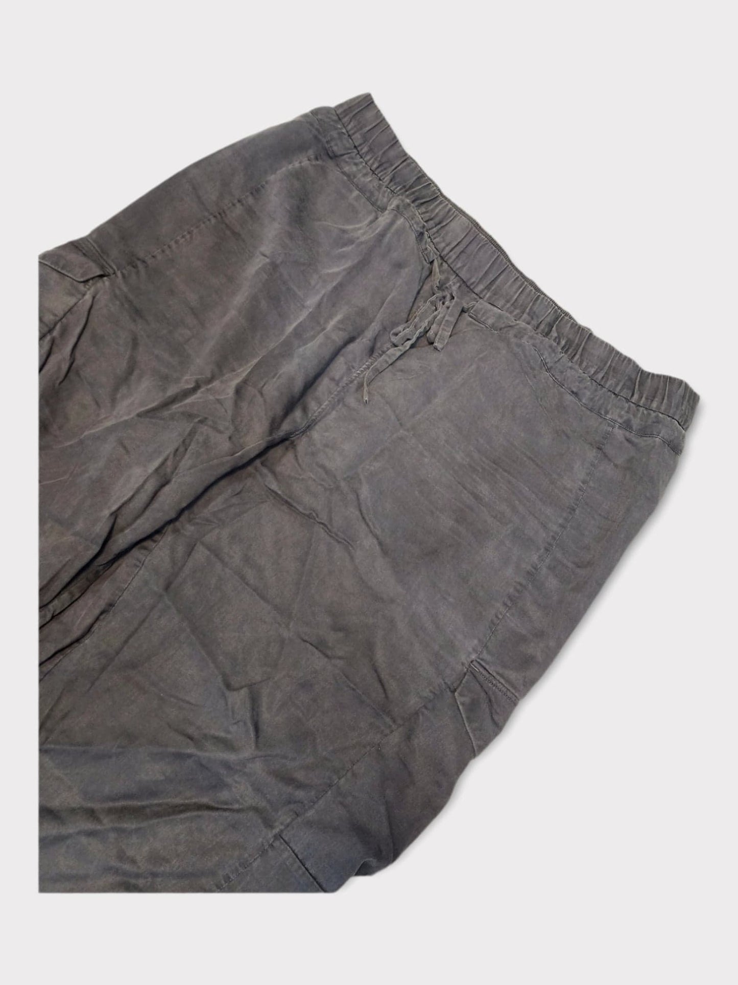 Size 12 - Lululemon Move Lightly Pant *25