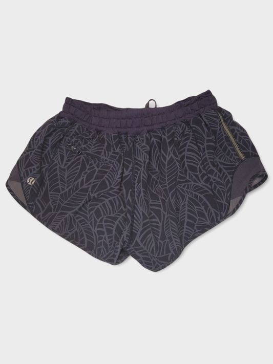 Size 4 - Lululemon Hotty Hot Short