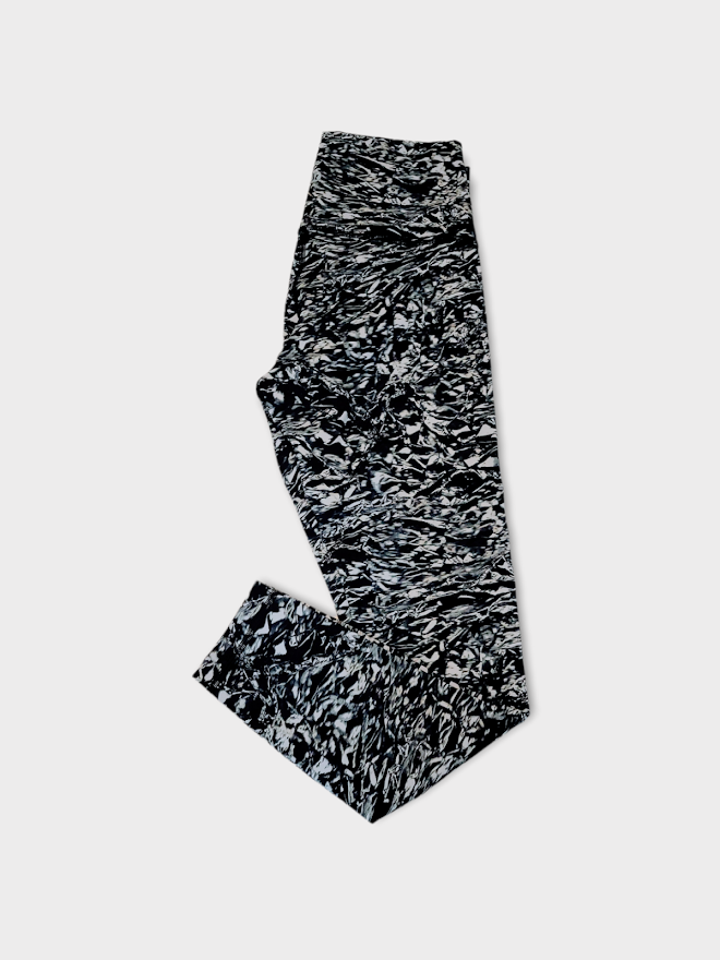 Size 6 - Lululemon Wunder Under Hi-Rise 7/8 Tight 25*