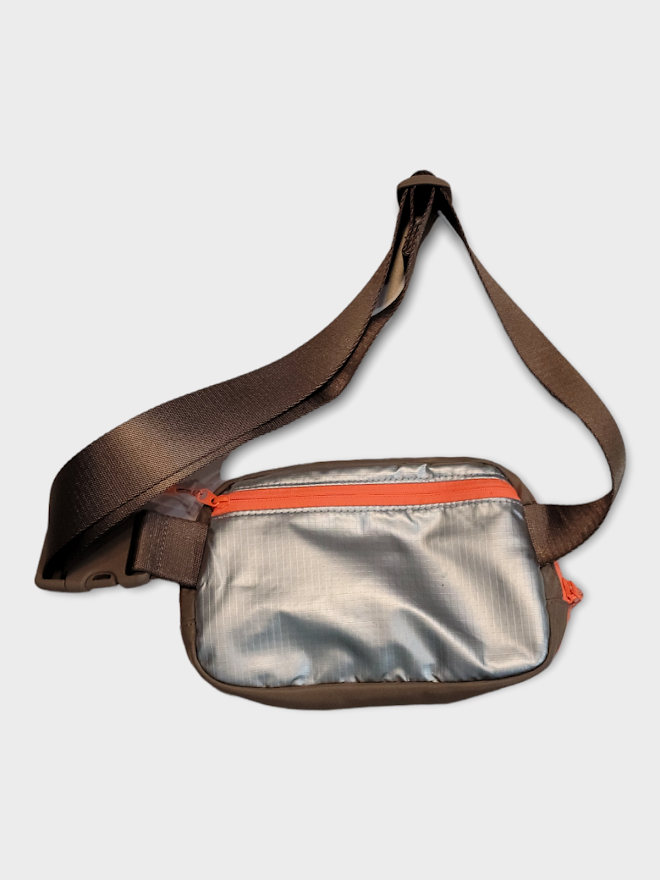 Lululemon Everywhere Belt Bag