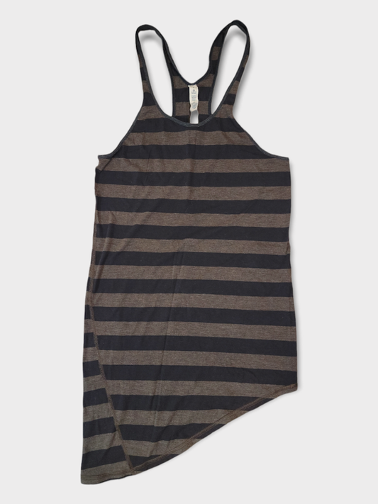 Size 4 - Lululemon Torque Tank